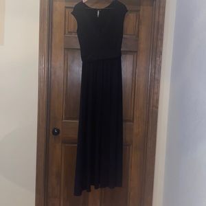 Black KOH KOH Dress! Bought as a bridesmaid dress for a fall wedding.